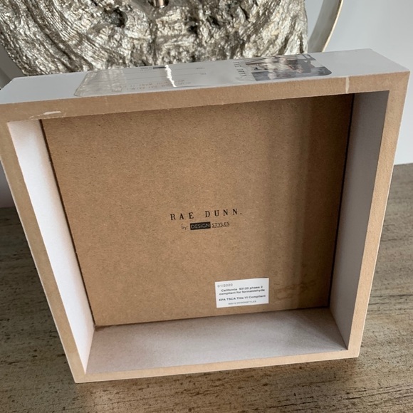 Rae Dunn “Best Mom” Floral Wooden Sign - Picture 6 of 7